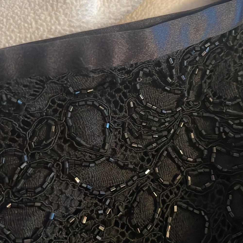 THE J. Peterman Company Stunning beaded skirt with scallop edges at the bottom 4 - Picture 5 of 8